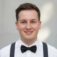 Niklas Schröder von Your Way Finance